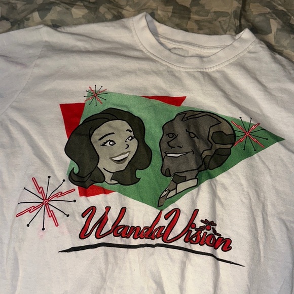 WandaVision tshirt - Picture 2 of 3